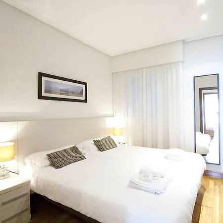 Bayquest | Zurriola Beach Apartment *